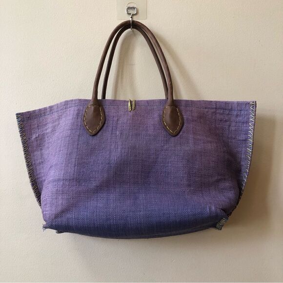 Lilly Pulitzer Tote - Picture 3 of 9